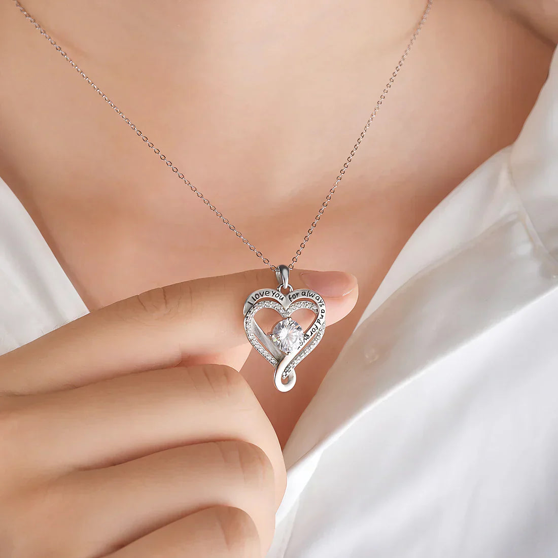 📿Engraved Heart Necklace with Wooden Box
